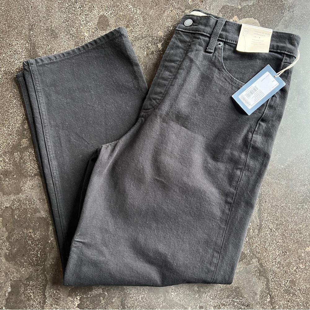 Women’s Universal Thread Highest-Rise Straight/Comfort Stretch - Size 12 Short